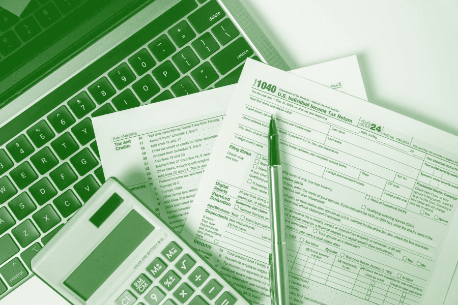 Federal tax filing service visualization featuring Form 5472 automatic filing and IRS compliance for international business owners